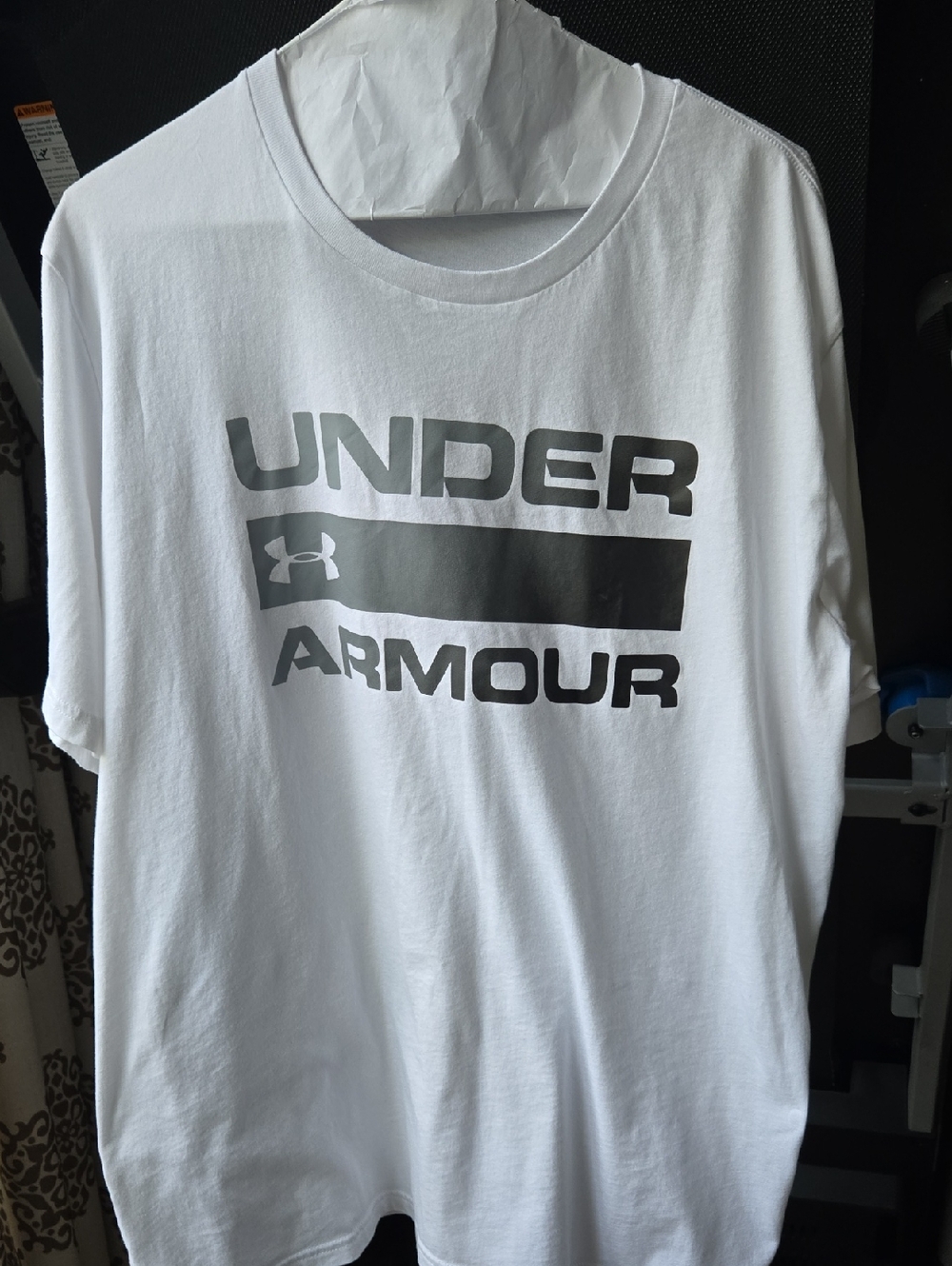 Under Armor Men's Tshirt